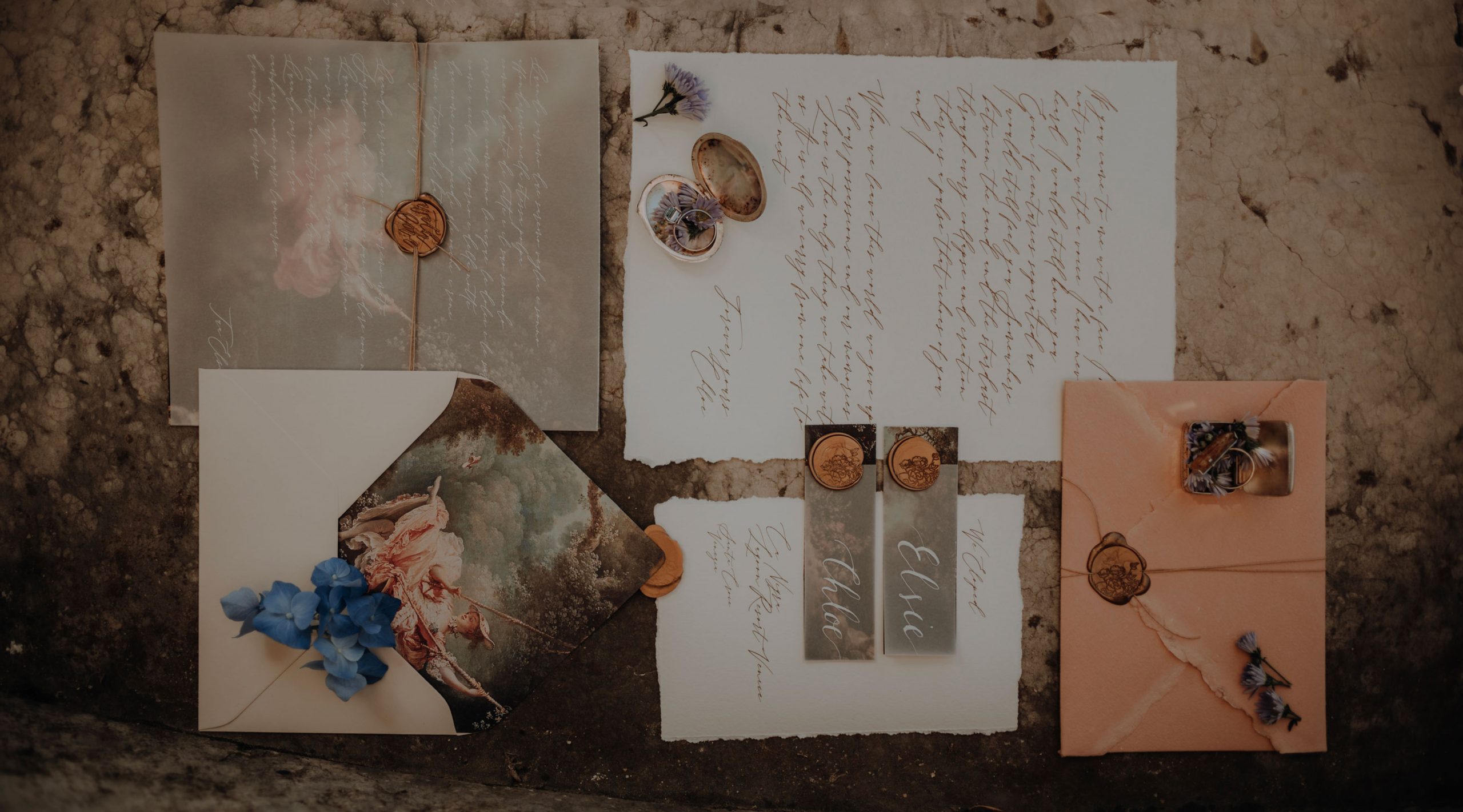 La stationery di un elopement LGBTQ+ a Venezia