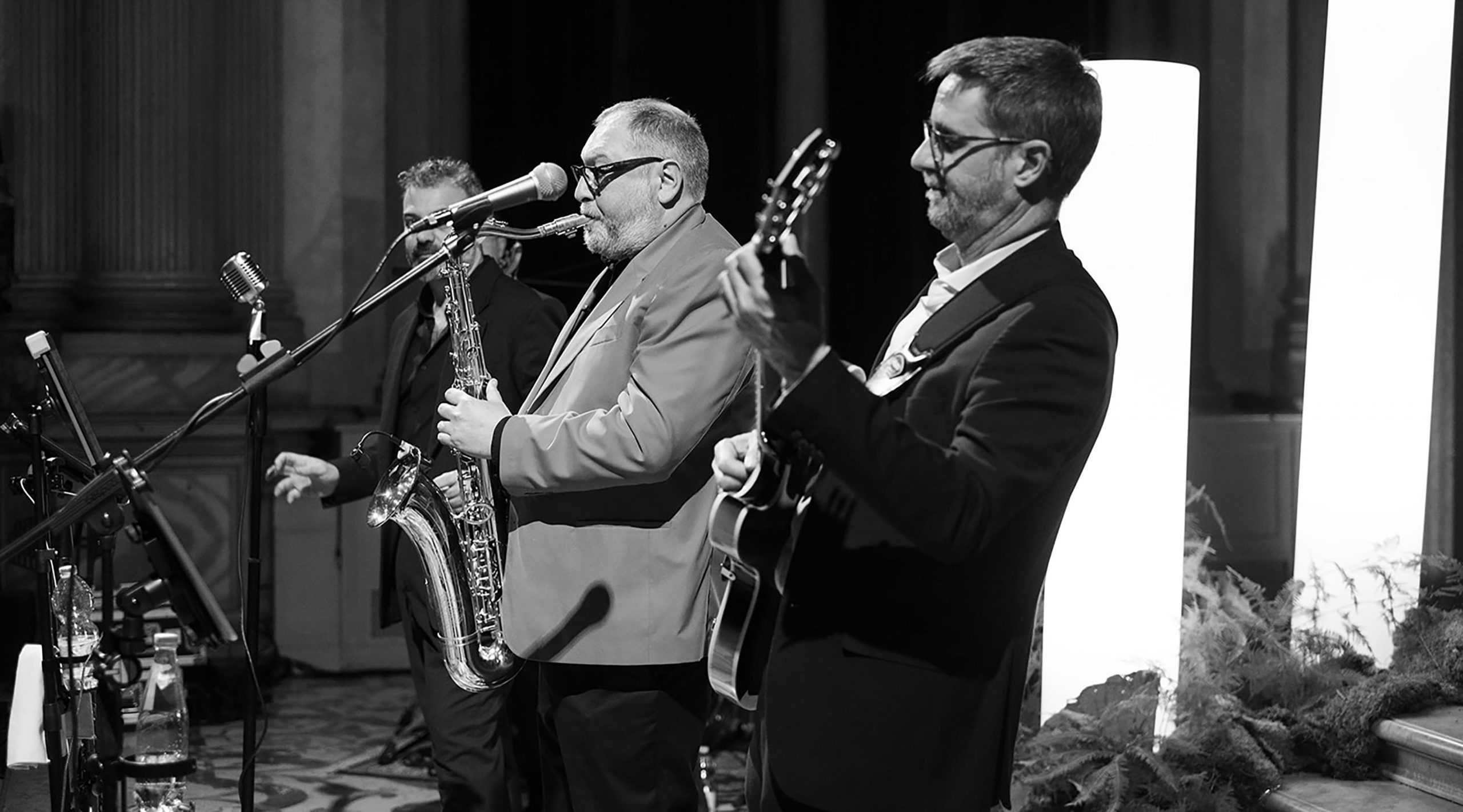 La band jazz della cena di gala in onore di Trevor Yeung per il Padiglione Hong Kong della Biennale Arte 2024